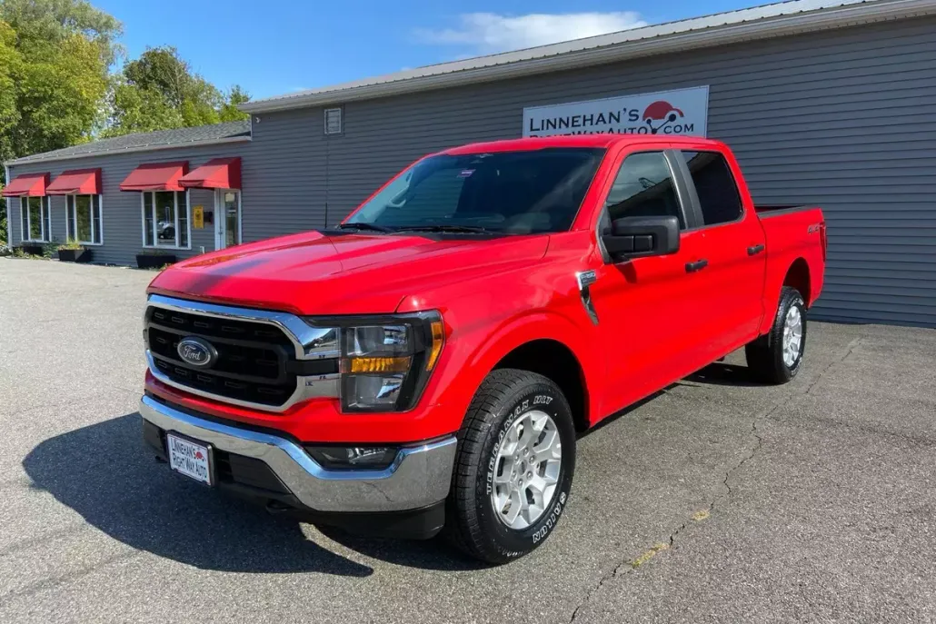 2023 Ford F-150 XLT photo 1