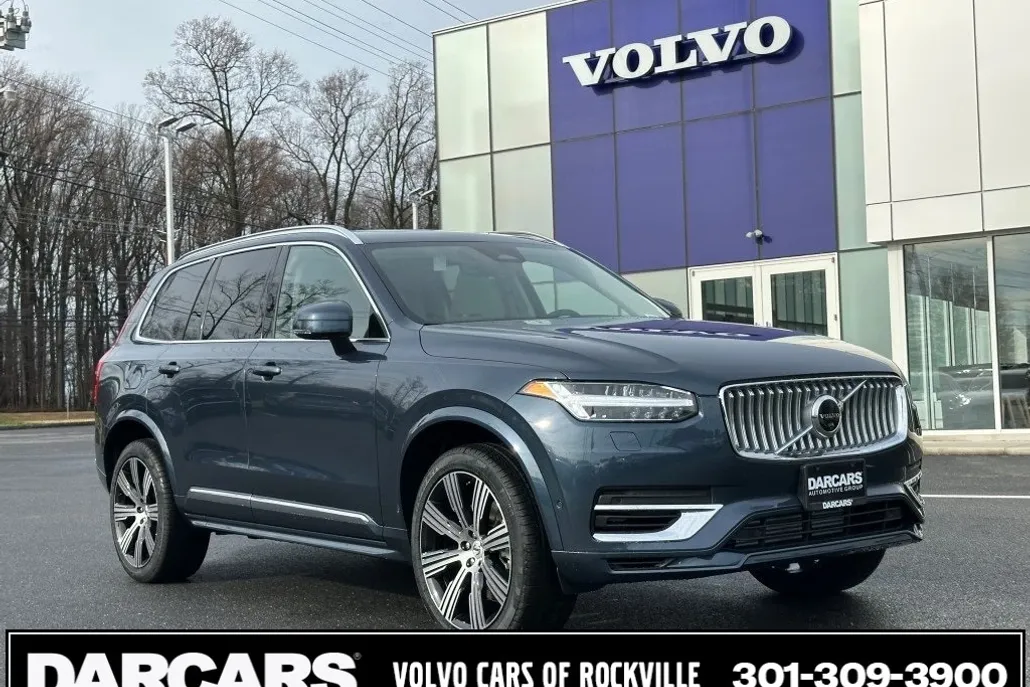 2025 Volvo XC90 T8 Plus photo 1