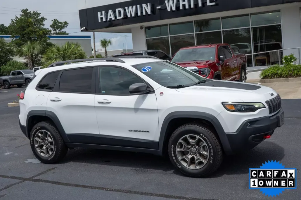 2021 Jeep Cherokee Trailhawk photo 1
