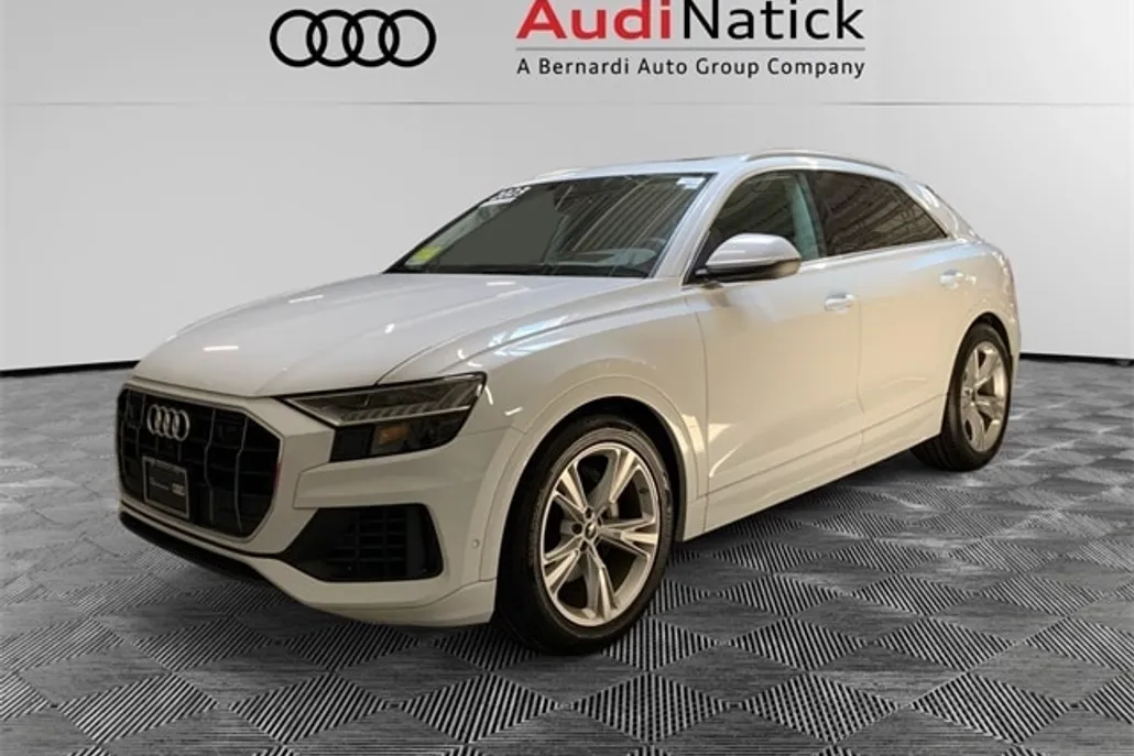 2023 Audi Q8 55 Prestige photo 1