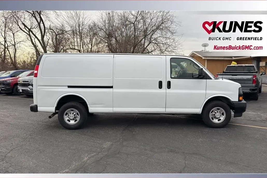 2023 Chevrolet Express 2500 Work Van Cargo photo 1
