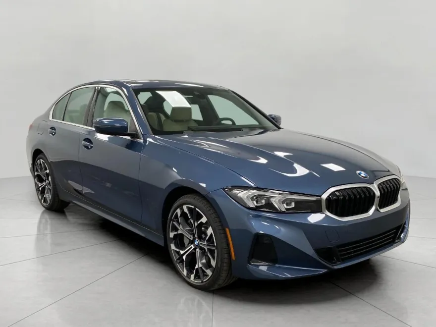 2025 Bmw 330i xDrive Sedan photo 1