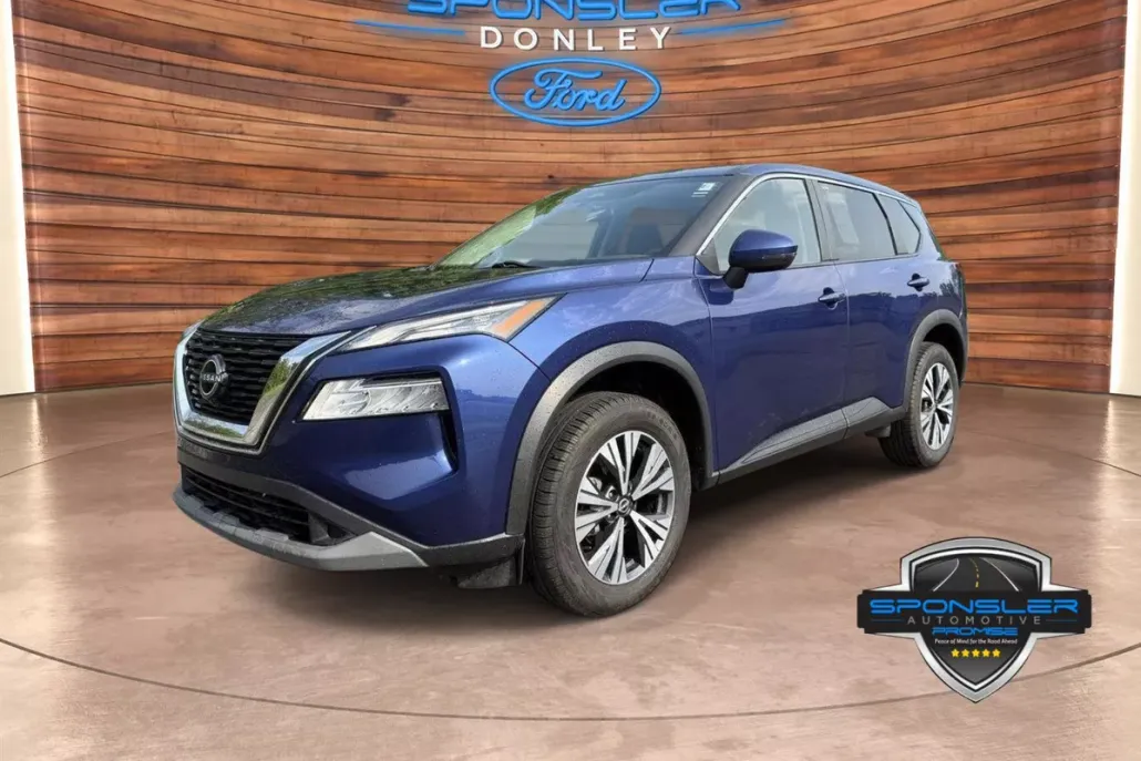 2022 Nissan Rogue SV photo 1