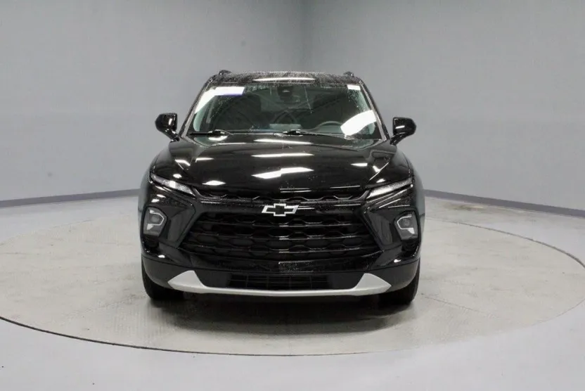 2023 Chevrolet Blazer 2LT photo 1
