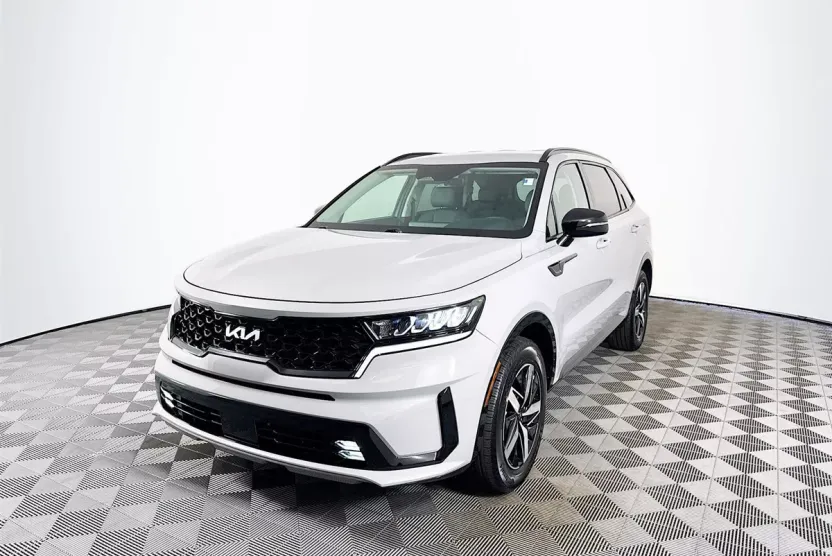 2023 Kia Sorento EX photo 1