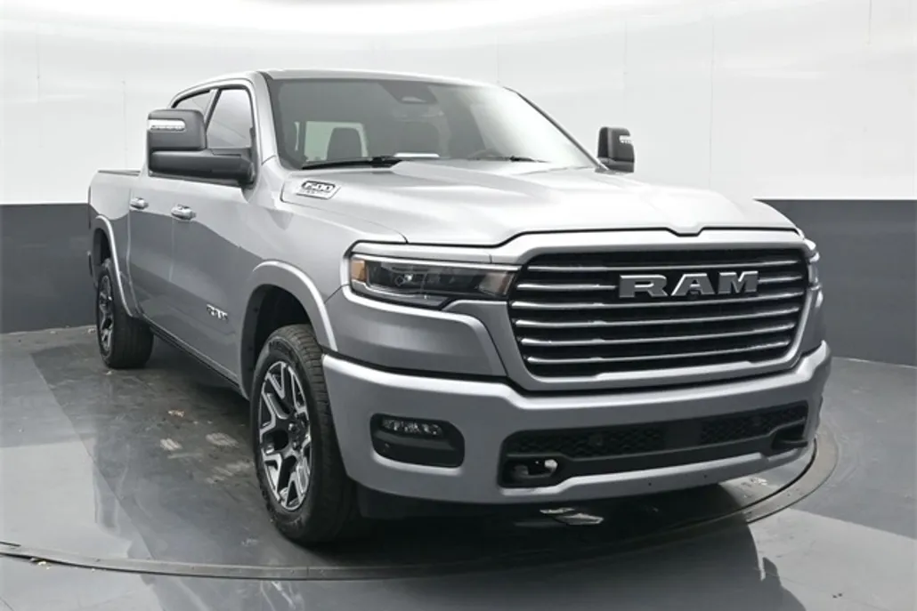 2025 Ram 1500 Laramie photo 1