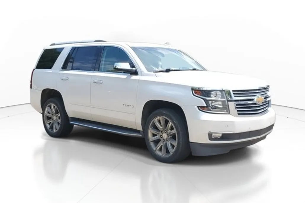 2017 Chevrolet Tahoe Premier photo 1