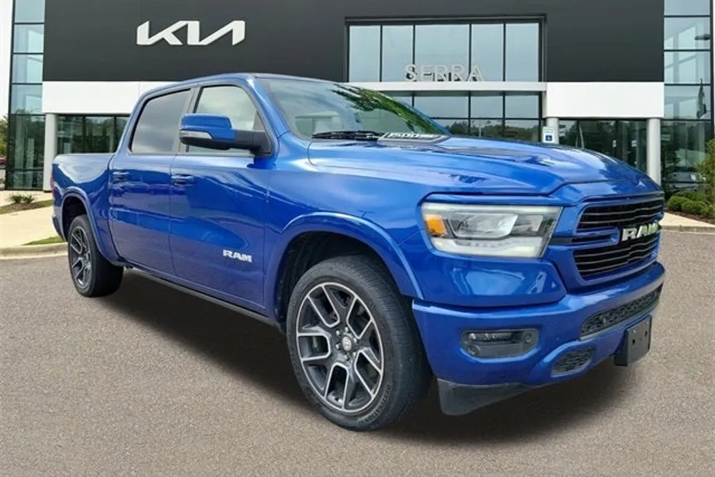 2019 Ram 1500 Laramie photo 1