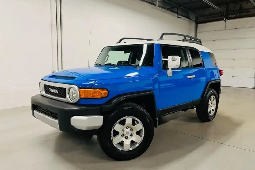2007 Toyota FJ Cruiser Base photo 1