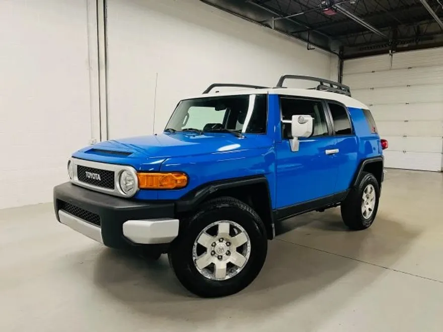 2007 Toyota FJ Cruiser Base photo 1