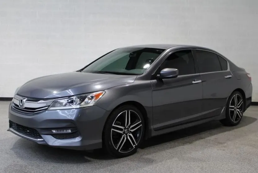 2017 Honda Accord Sport photo 1