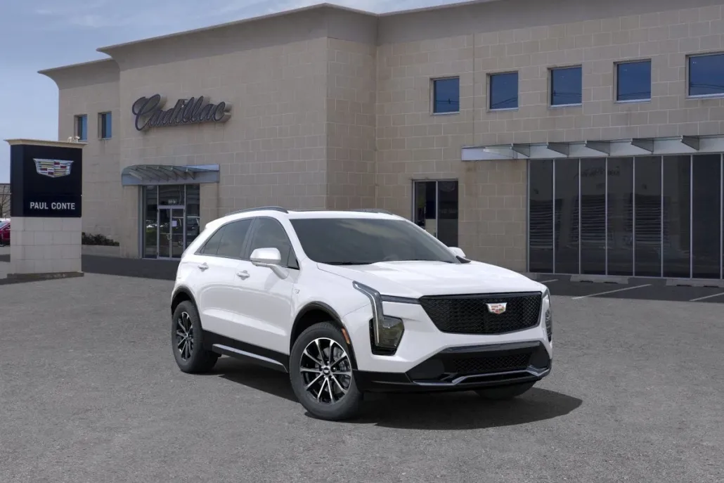 2025 Cadillac XT4 Sport photo 1