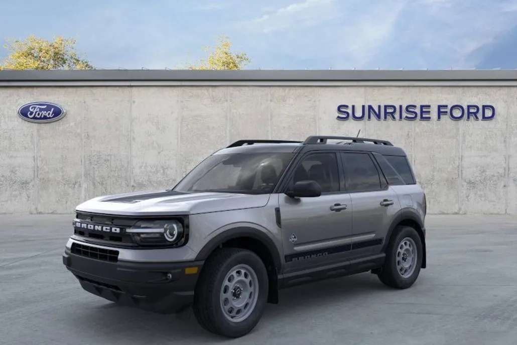 2024 Ford Bronco Sport Outer Banks photo 1