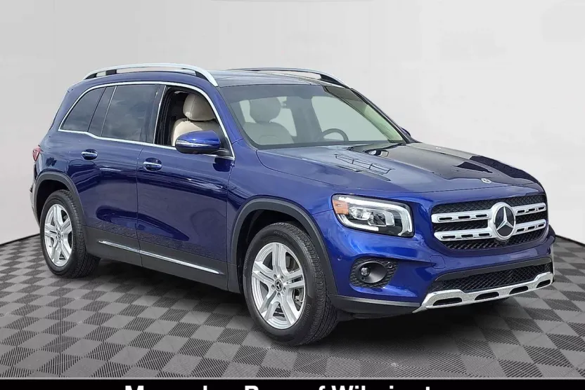 2023 Mercedes Benz GLB 250 4MATIC photo 1