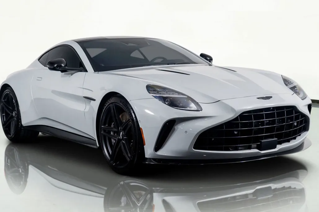 2025 Aston Martin Vantage AM6 photo 1