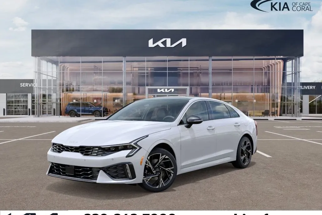 2025 Kia K5 GT-Line photo 1