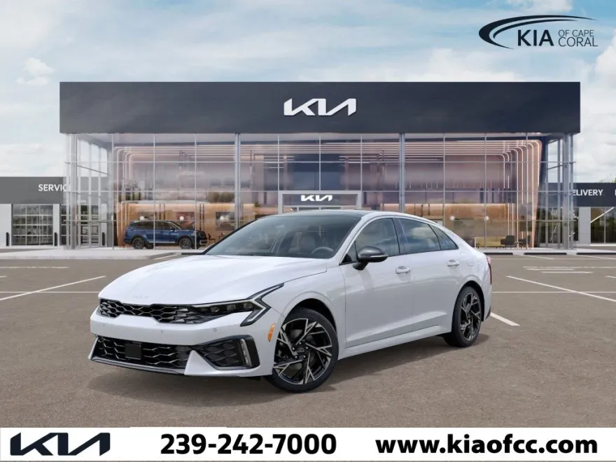 2025 Kia K5 GT-Line photo 1