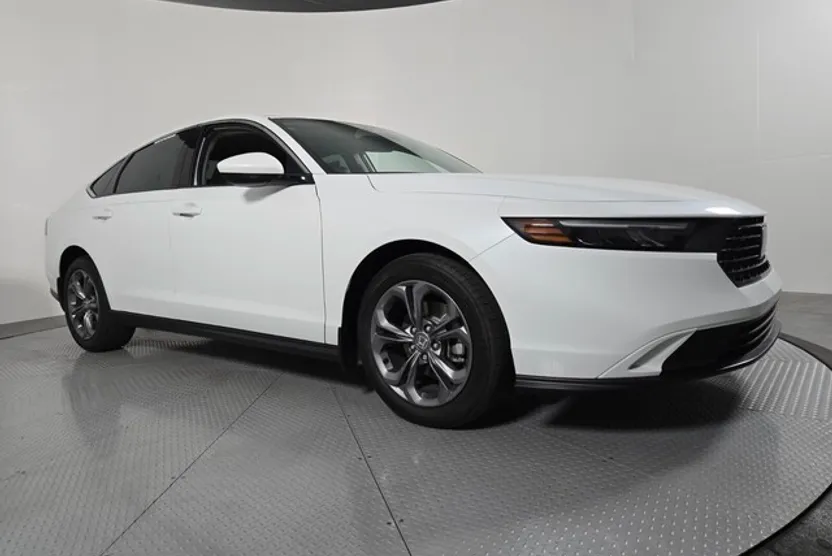 2024 Honda Accord 1.5T EX photo 1