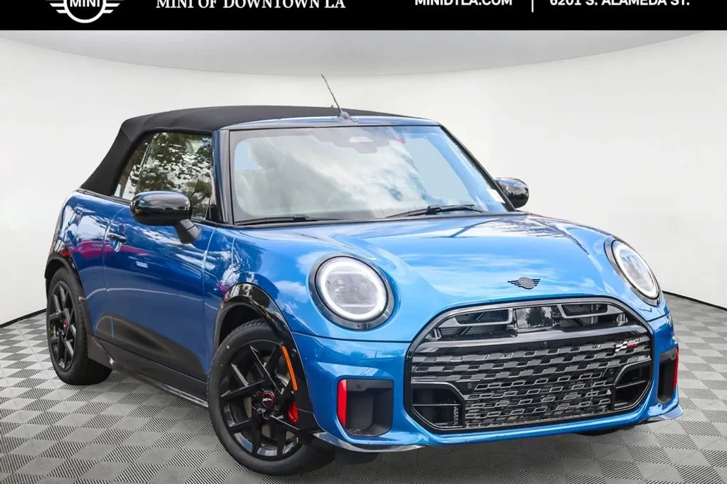 2026 Mini Cooper Convertible Iconic photo 1