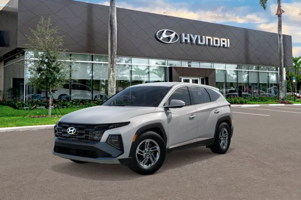 2026 Hyundai Tucson SE photo 1
