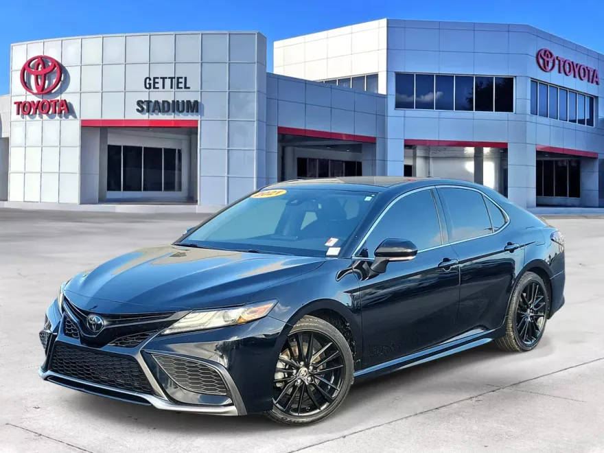 2021 Toyota Camry XSE photo 1