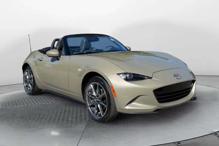 2023 Mazda MX-5 Miata Miata Grand Touring photo 1