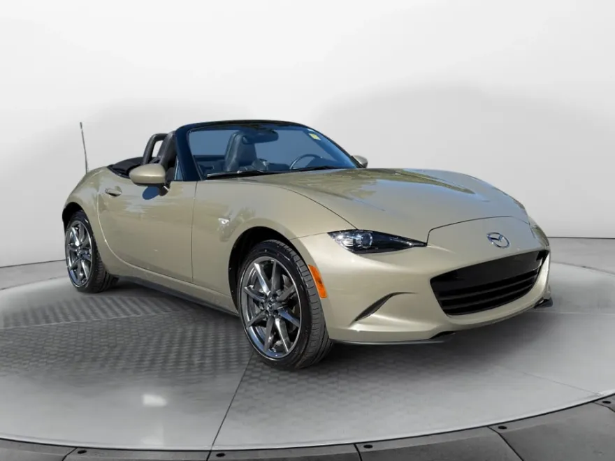 2023 Mazda MX-5 Miata Miata Grand Touring photo 1