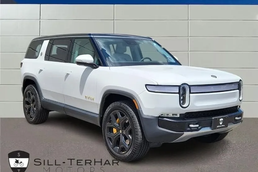 2023 Rivian R1S Adventure photo 1