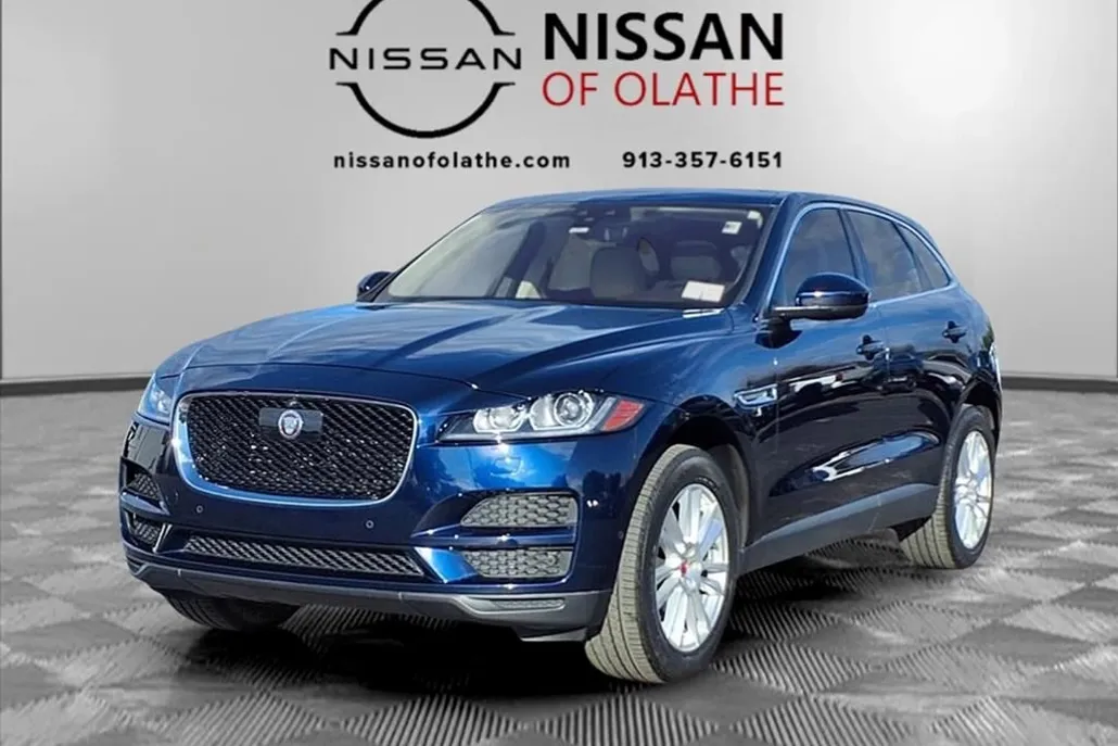 2020 Jaguar F-PACE Prestige photo 1