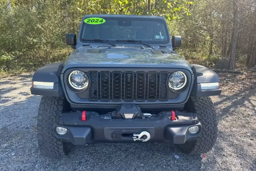 2024 Jeep Wrangler Rubicon photo 1