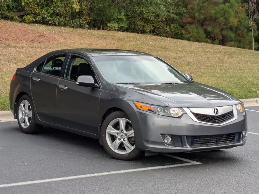2010 Acura TSX photo 1