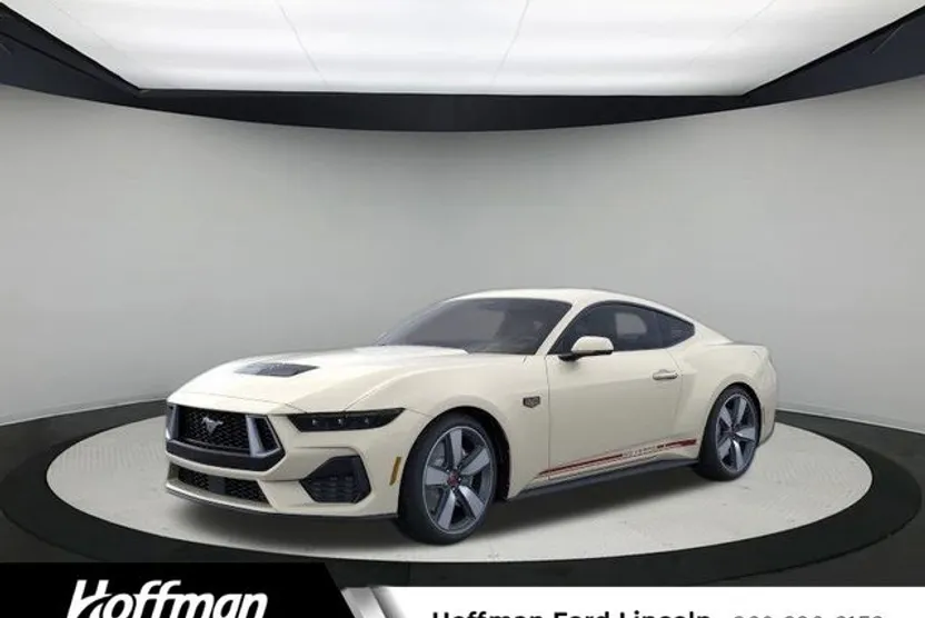 2025 Ford Mustang GT Premium photo 1