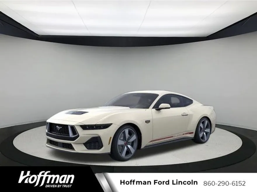 2025 Ford Mustang GT Premium photo 1