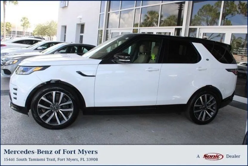2024 Land Rover Discovery P360 Dynamic SE photo 1