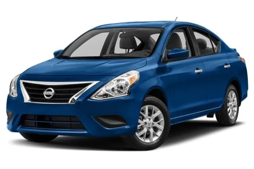 2018 Nissan Versa SV photo 1