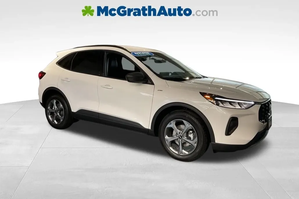 2025 Ford Escape Hybrid ST-Line photo 1