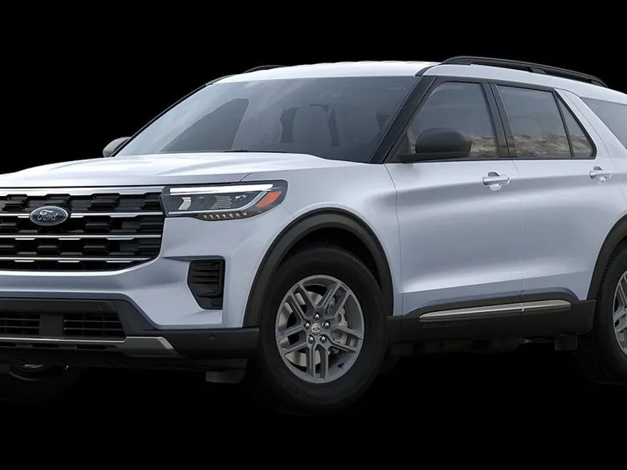 2025 Ford Explorer photo 1