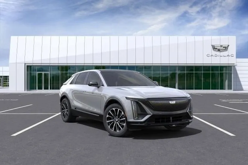 2025 Cadillac Lyriq Sport photo 1
