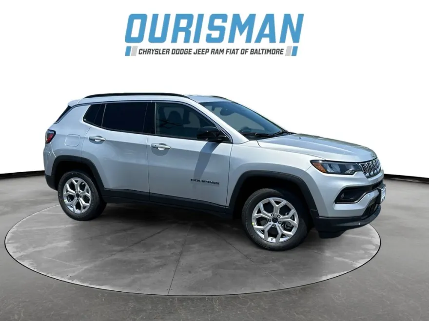 2025 Jeep Compass Latitude photo 1