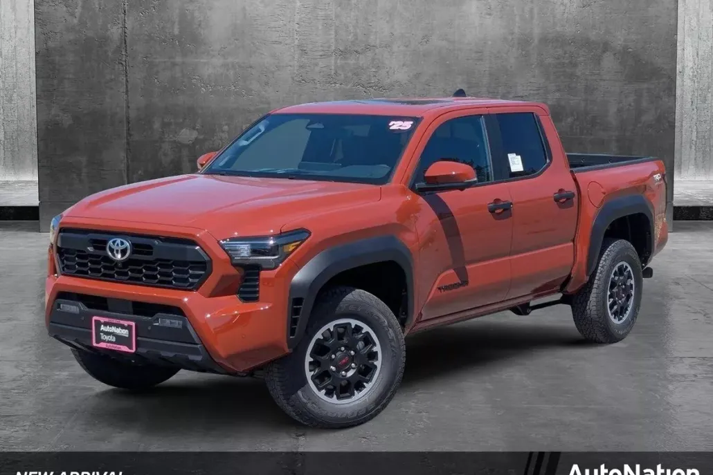 2025 Toyota Tacoma TRD Double Cab photo 1