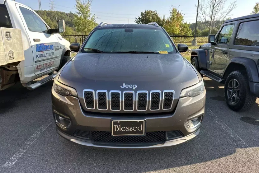 2020 Jeep Cherokee Limited photo 1