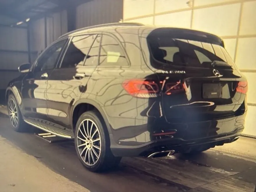 2020 Mercedes Benz GLC 300 photo 1