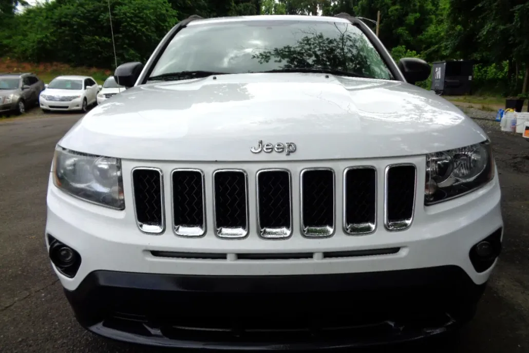 2016 Jeep Compass Sport photo 1