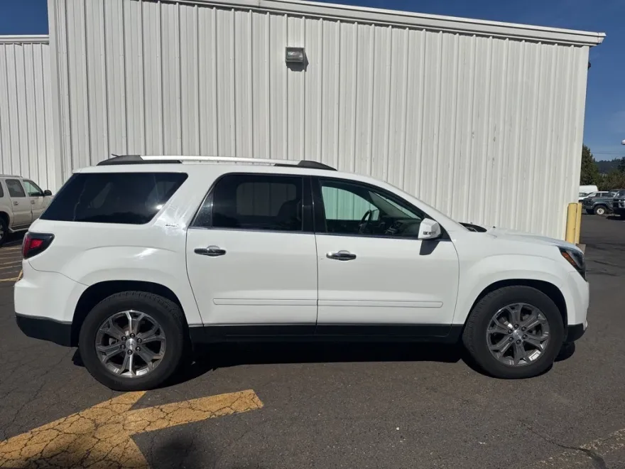 2016 Gmc Acadia SLT photo 1