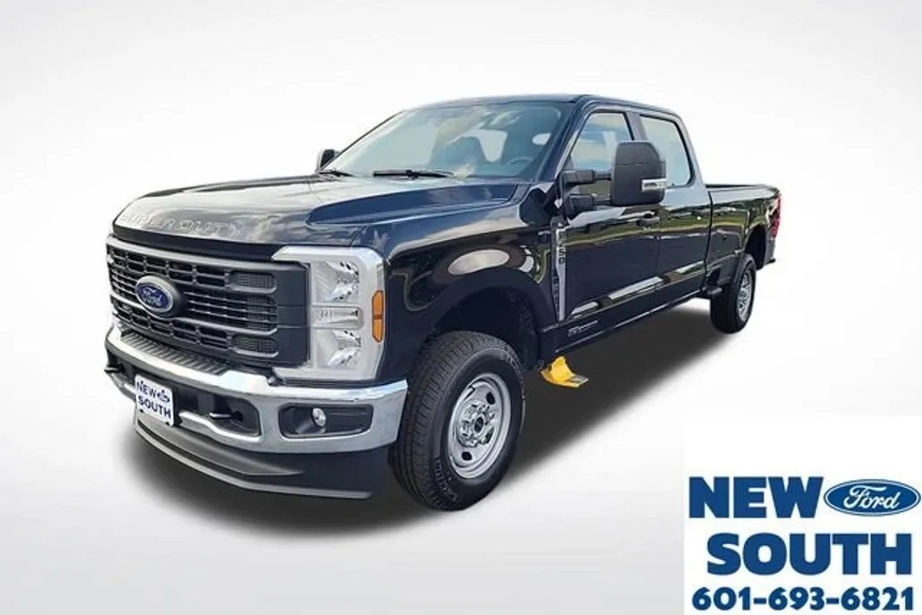 2025 Ford F-250 photo 1