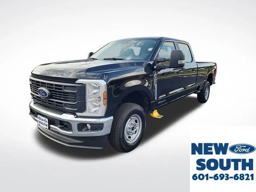 2025 Ford F-250 photo 1