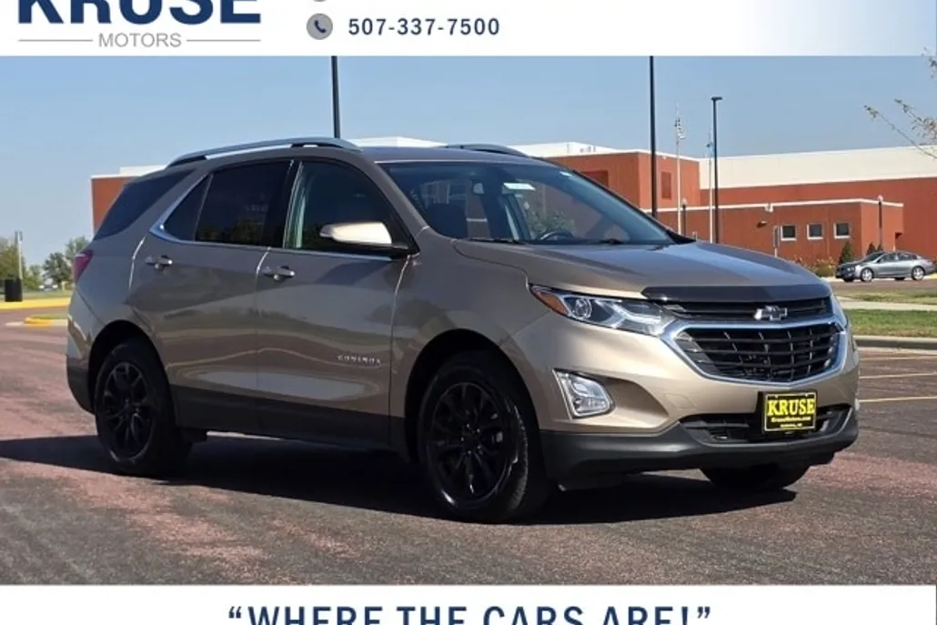 2018 Chevrolet Equinox LT photo 1