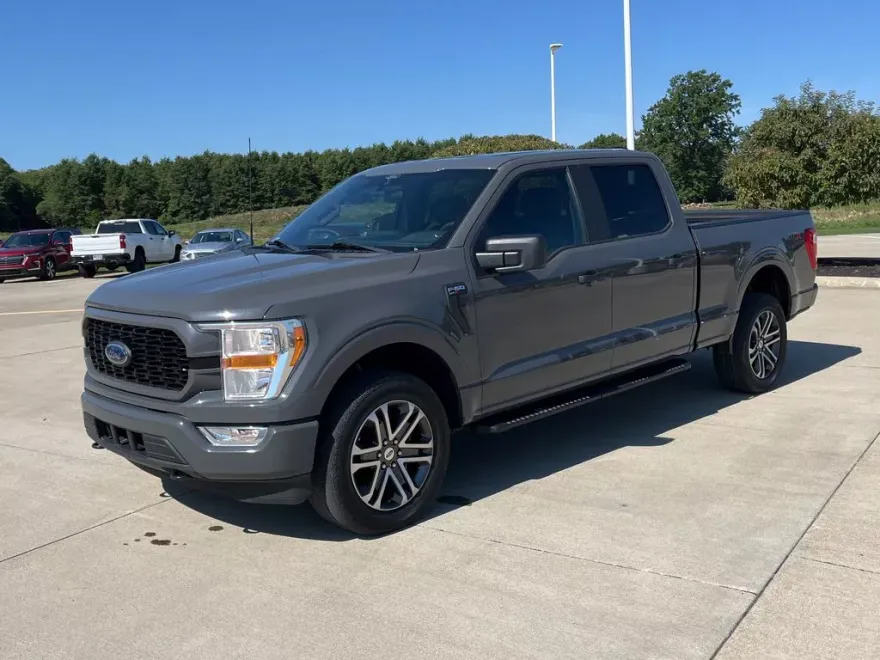 2021 Ford F-150 XL photo 1