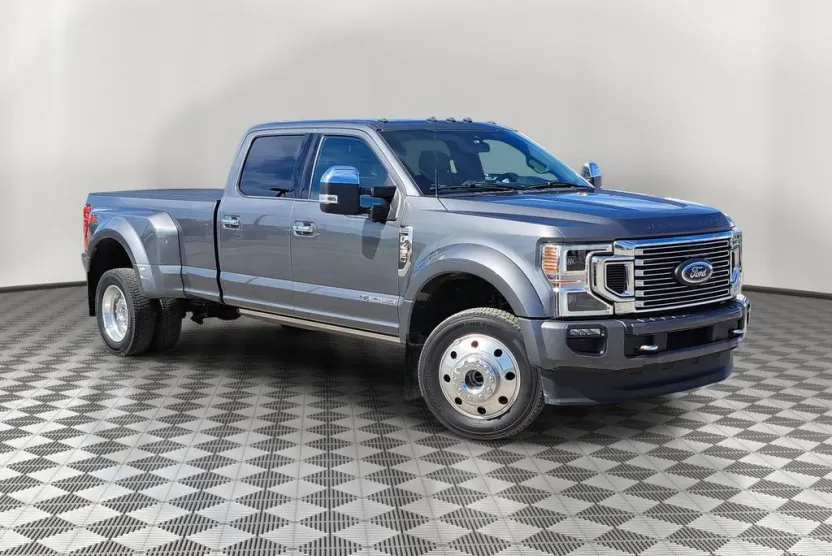 2022 Ford F-450 Platinum photo 1