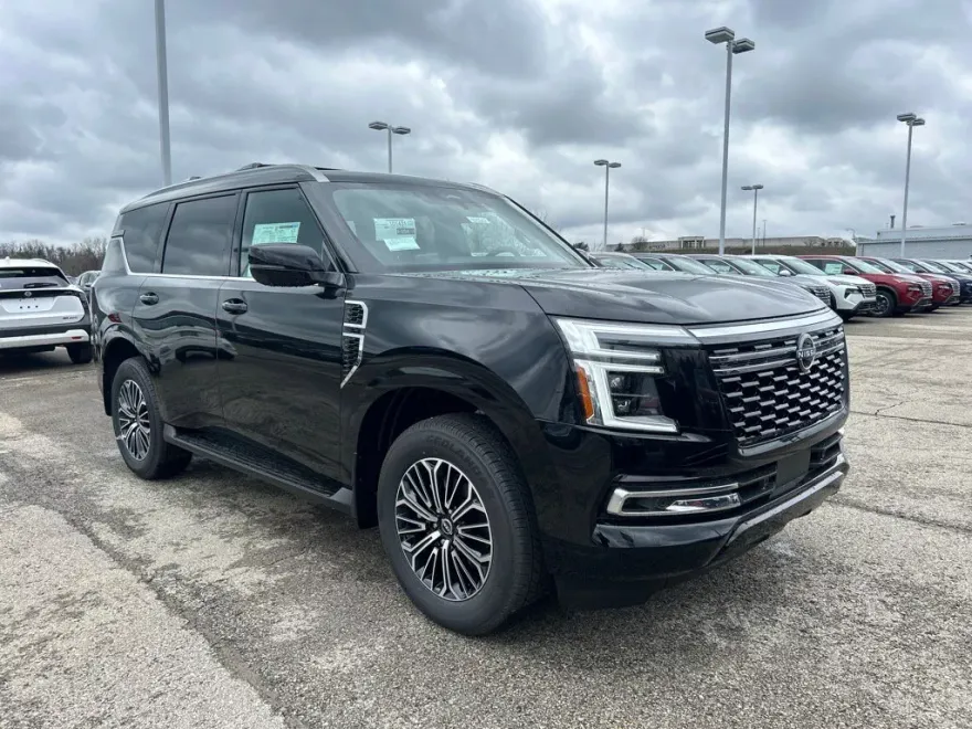 2025 Nissan Armada SL photo 1